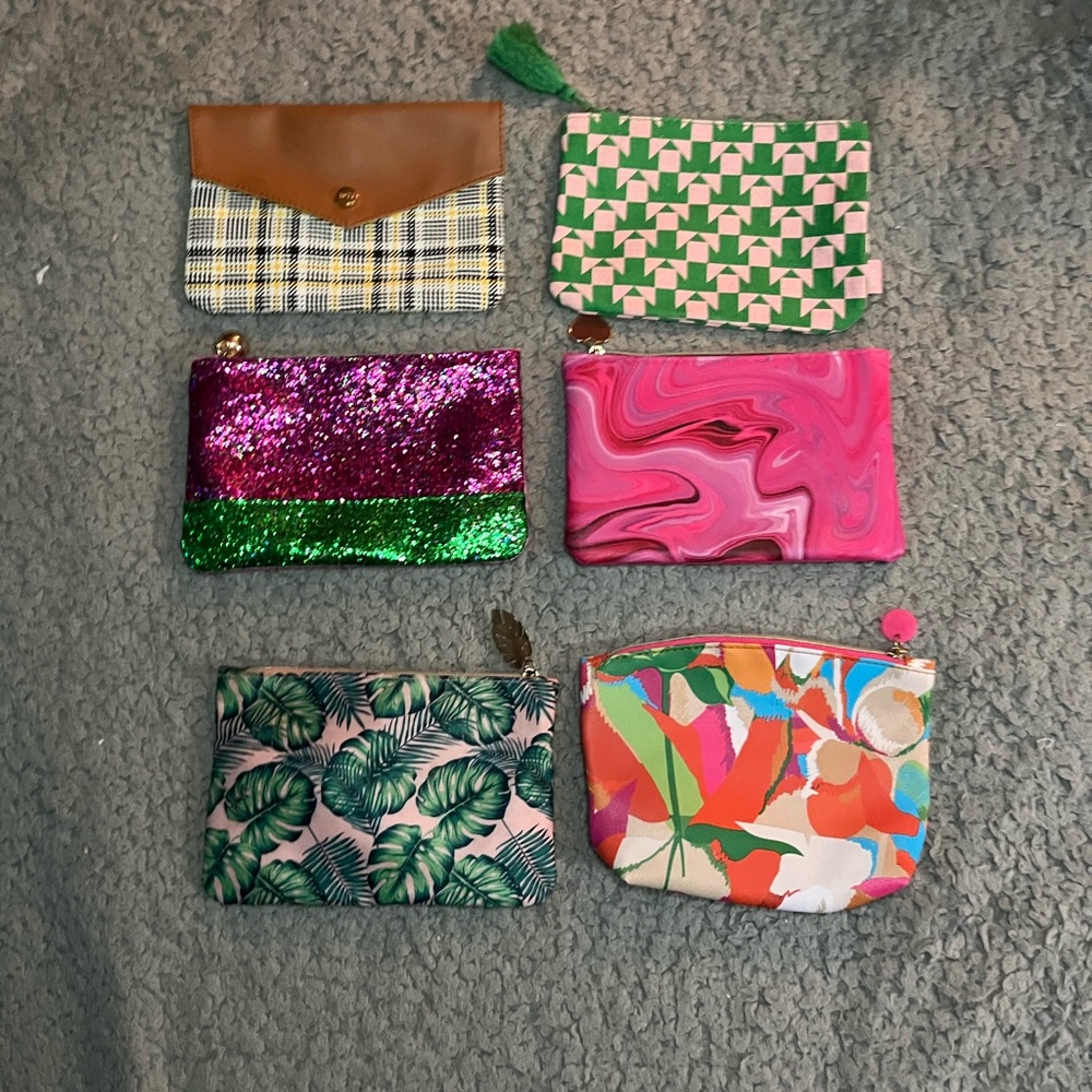 6 IPSY Small Make up Bags